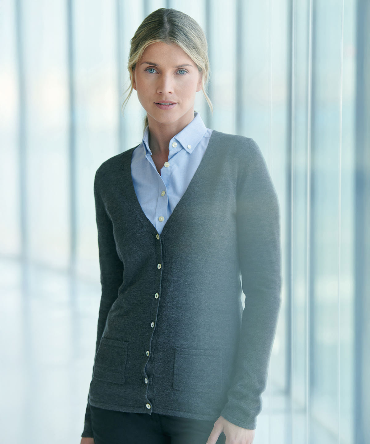 Women's v-button cardigan
