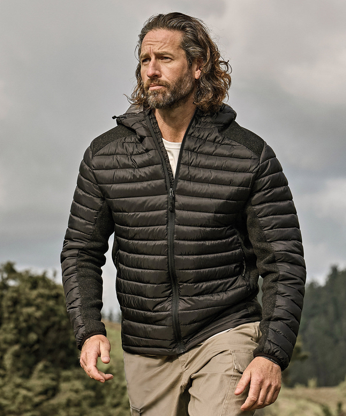 Hooded outdoor crossover (9610)